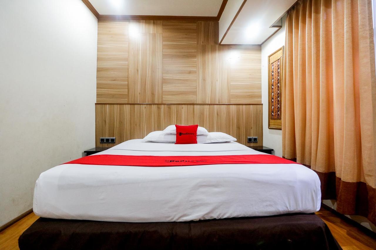 Hotel Reddoorz Plus @ Banjarmasin Tengah Zewnętrze zdjęcie